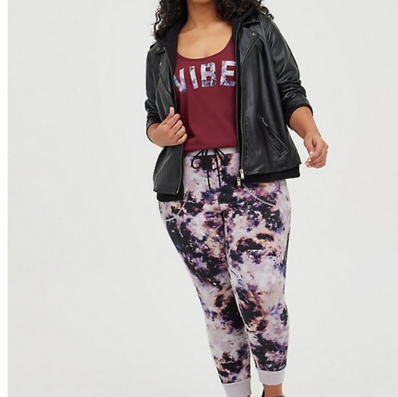 Torrid Vibe Wicking Performance Active Tank - Picture 2 of 5